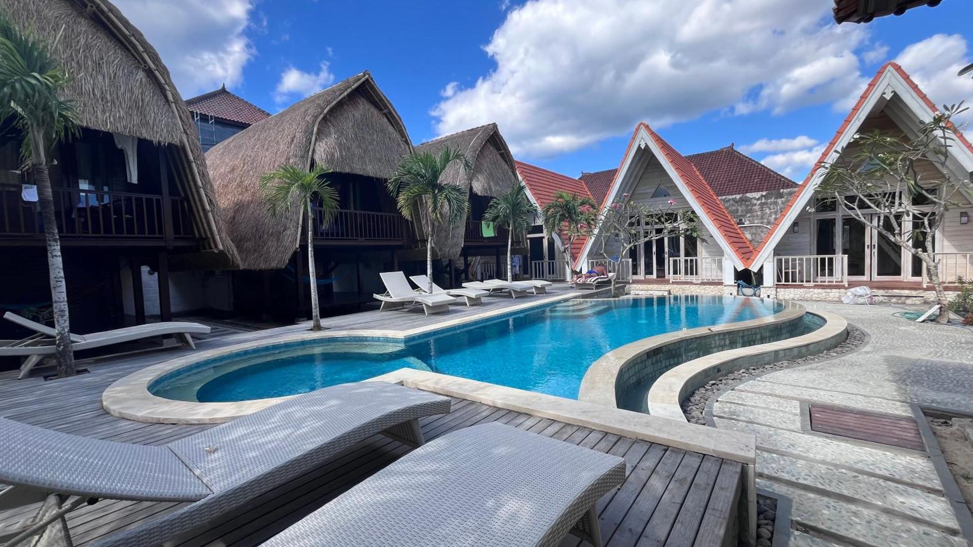 ホテル Rama Garden Lembongan エクステリア 写真