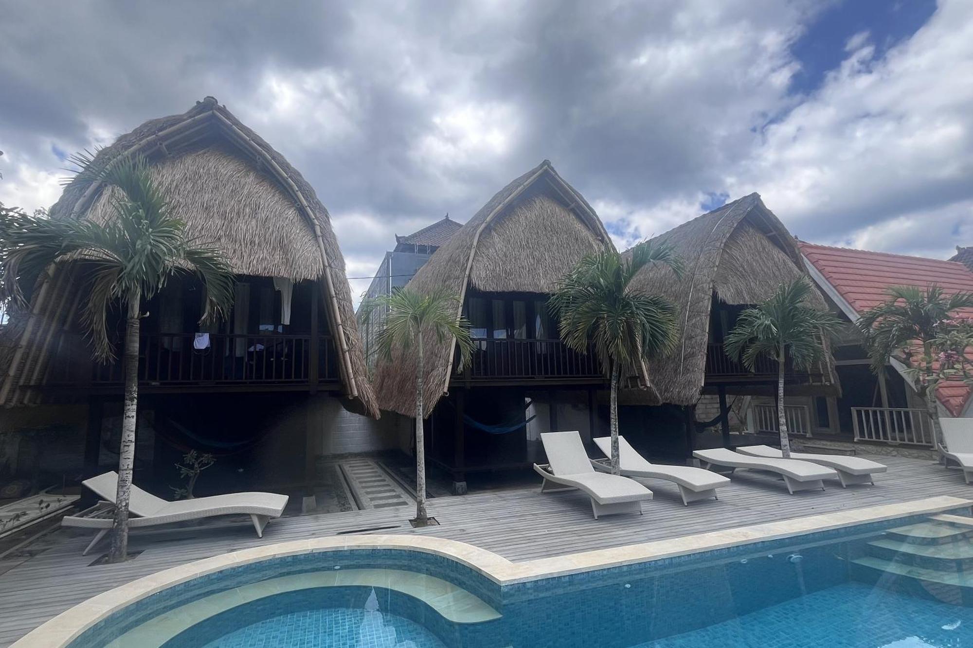 ホテル Rama Garden Lembongan エクステリア 写真